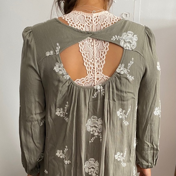 Altrd State Dress - Picture 2 of 4